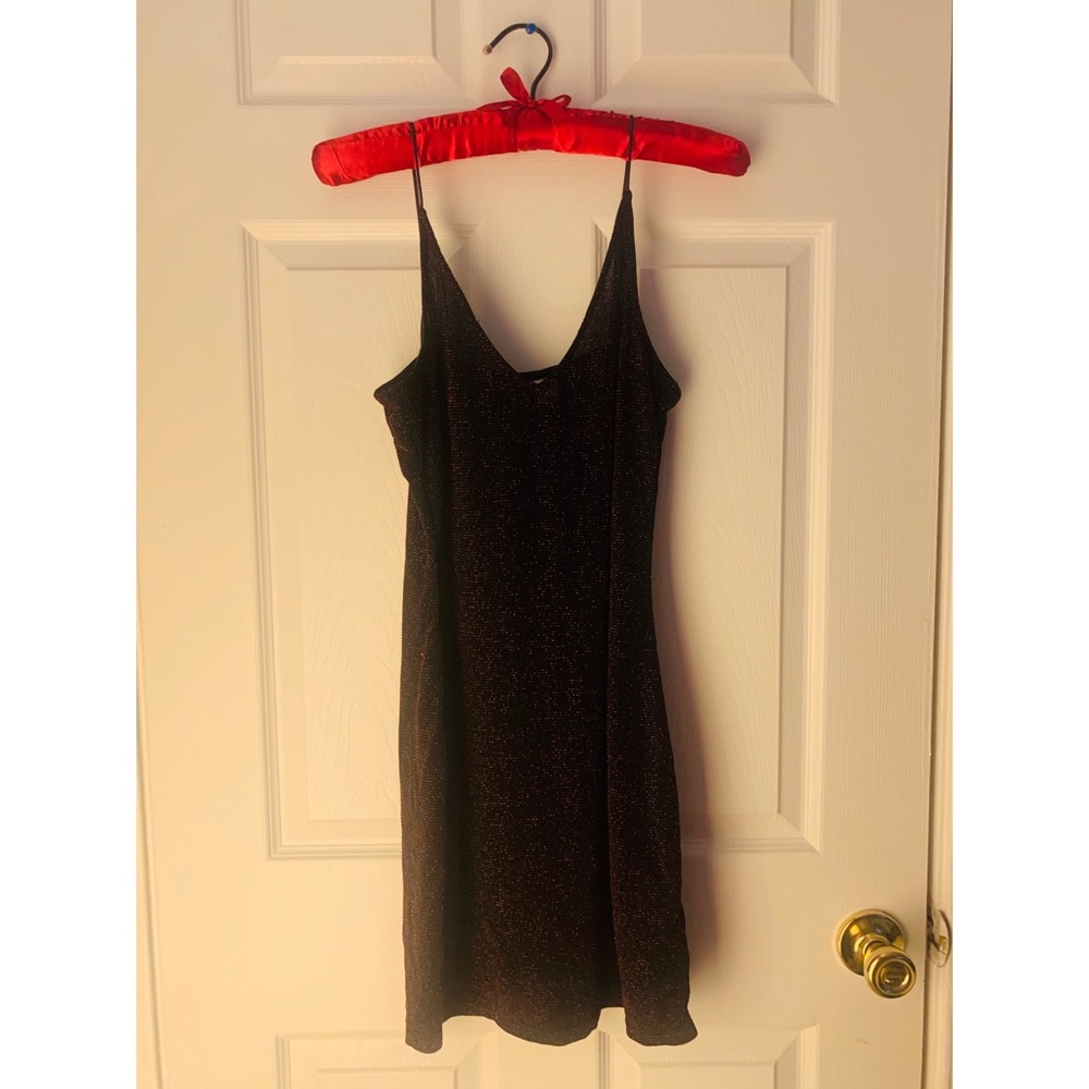 H&M red sparkly bodycon dress